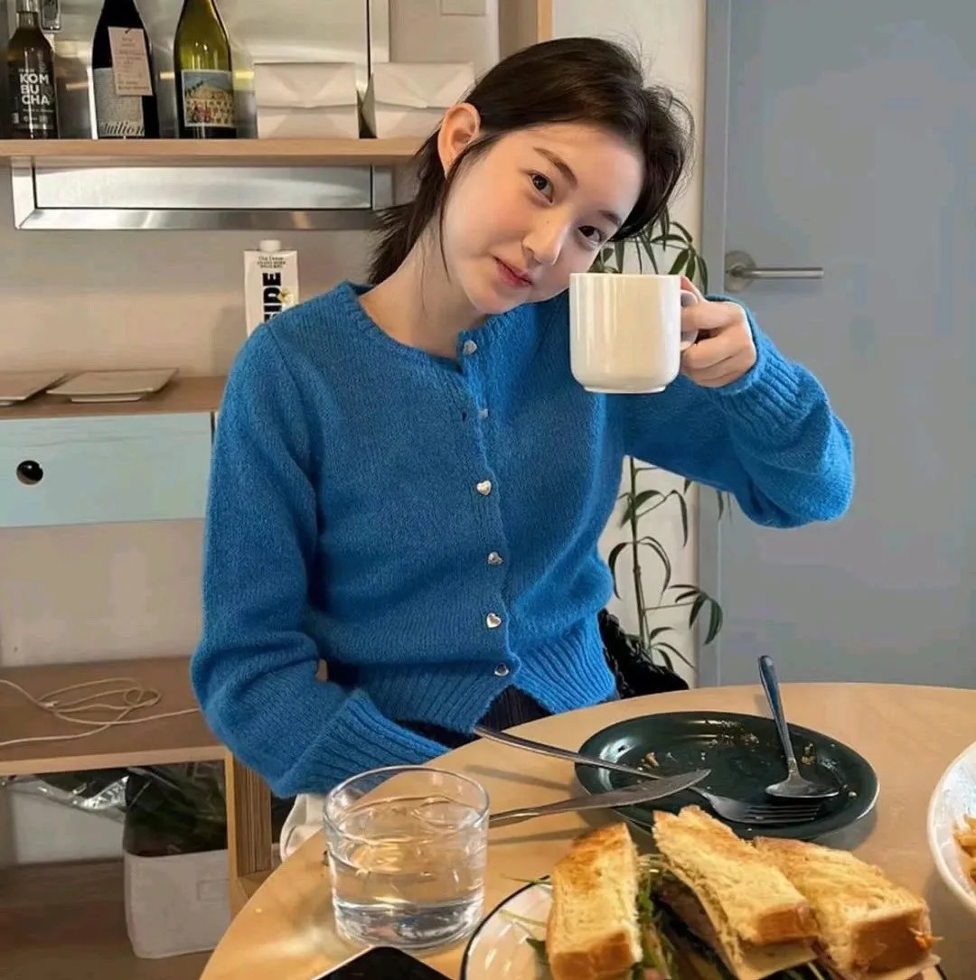 食人喜剧演员封面